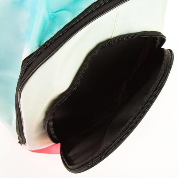 Paper Destiny Rainbow Cloud Backpack - Picture 7 of 8